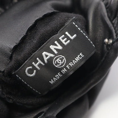Chanel Gloves CC Logo Black Lambskin — view 3