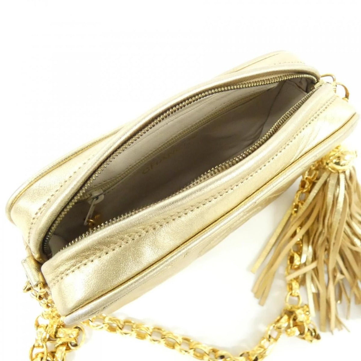 Chanel Vintage Diamond CC Line Shoulder Bag — view 8