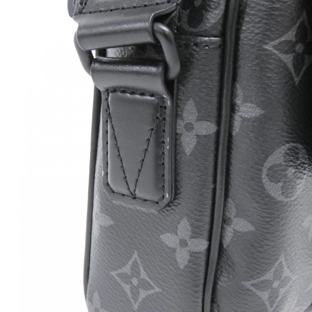Louis Vuitton Monogram Eclipse Getaway Shoulder Bag Black — view 4
