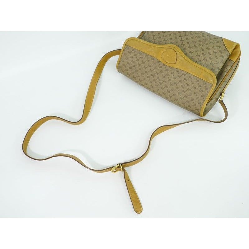 Gucci Vintage Micro GG Shoulder Bag Pochette Beige — view 5