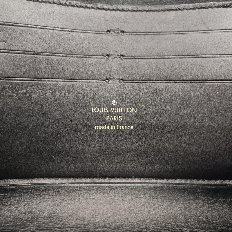 Louis Vuittonportefeuille Twisted Chain Wallet Black And Brown And White PVC