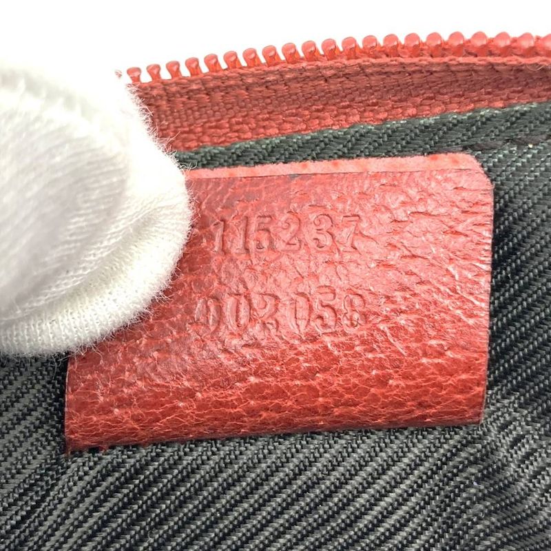 Gucci 115237 Pouch Small Makeup Pouch Makeup Case GG Canvas Red Women's Fashion