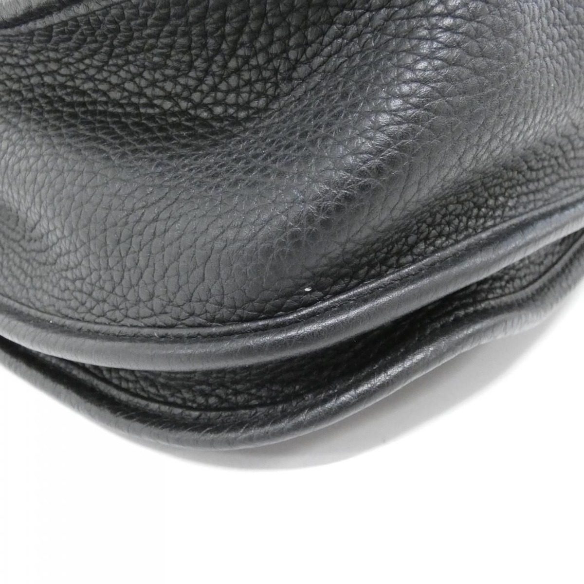 Hermes Evelyne 3 GM Shoulder Bag — view 3