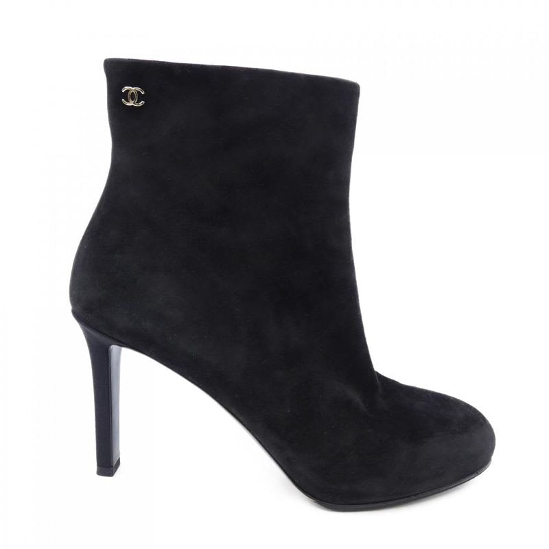 Chanel Size 37.5 Black Boots