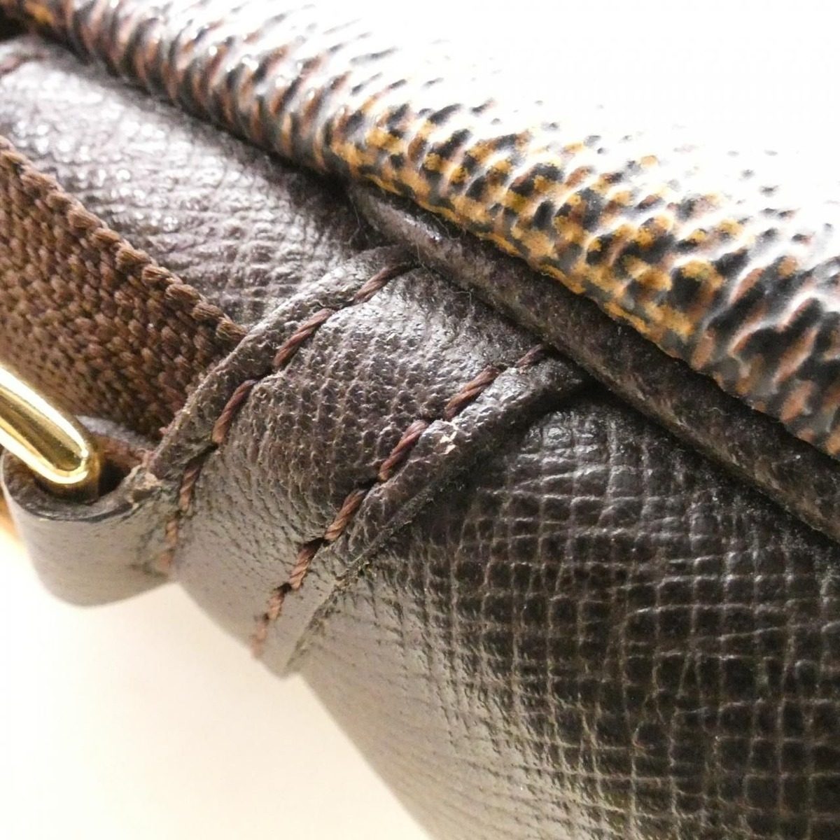 Louis Vuitton Damier Trousse Makeup Pouch — view 3