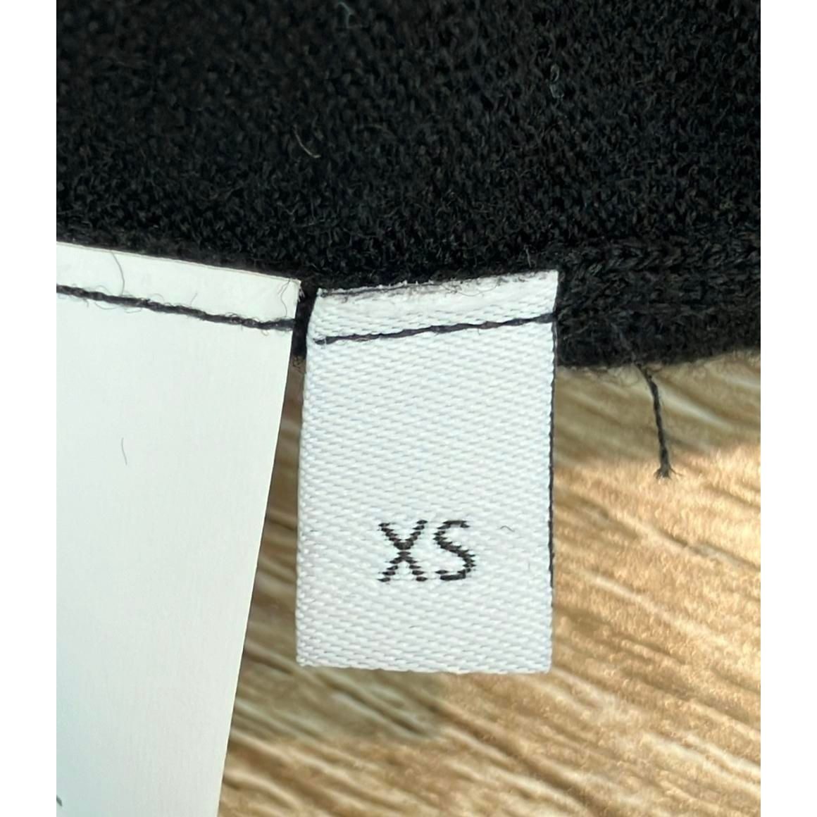 Loewe Long Sleeve Knit Cardigan Cropped Logo Embroidery Wool Lightweight Button — view 4