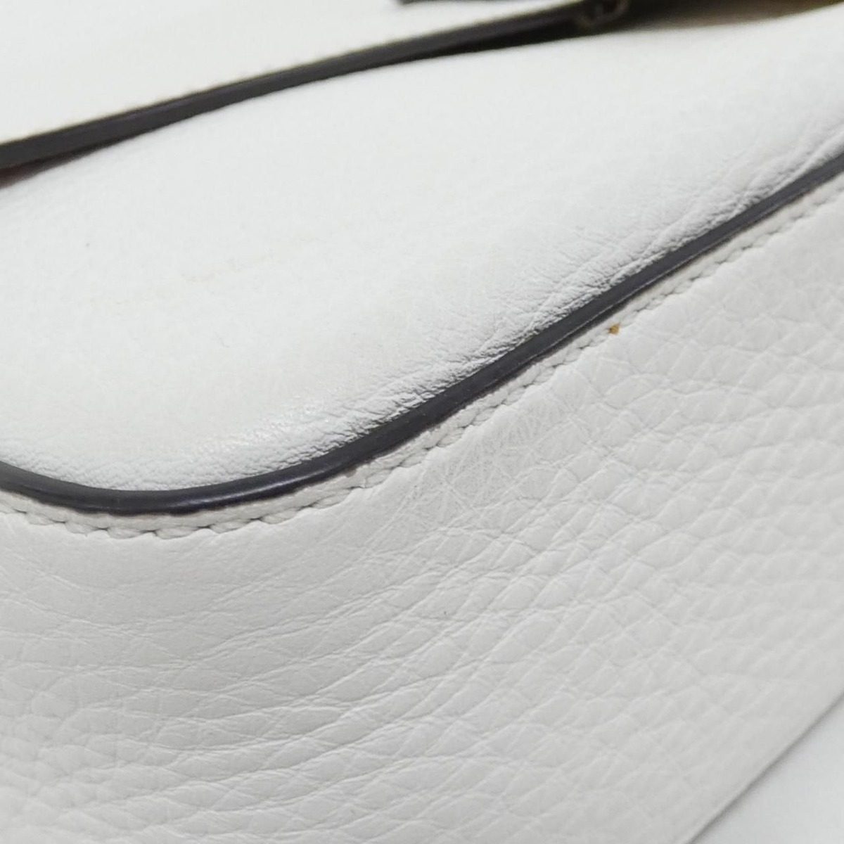 Fendi Selleria Baguette Shoulder Bag — view 3