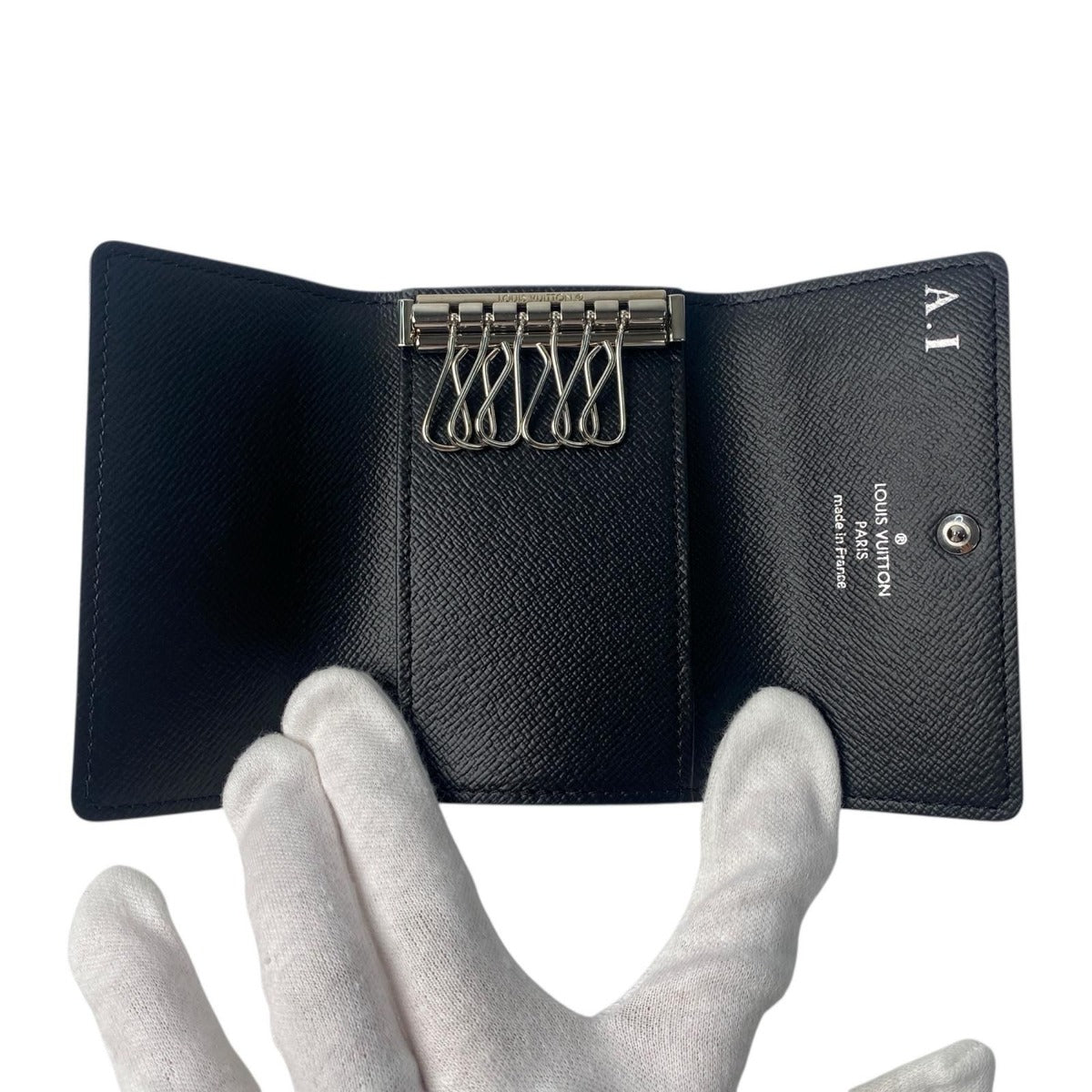 Louis Vuitton Damier Graphite Key Case — view 5