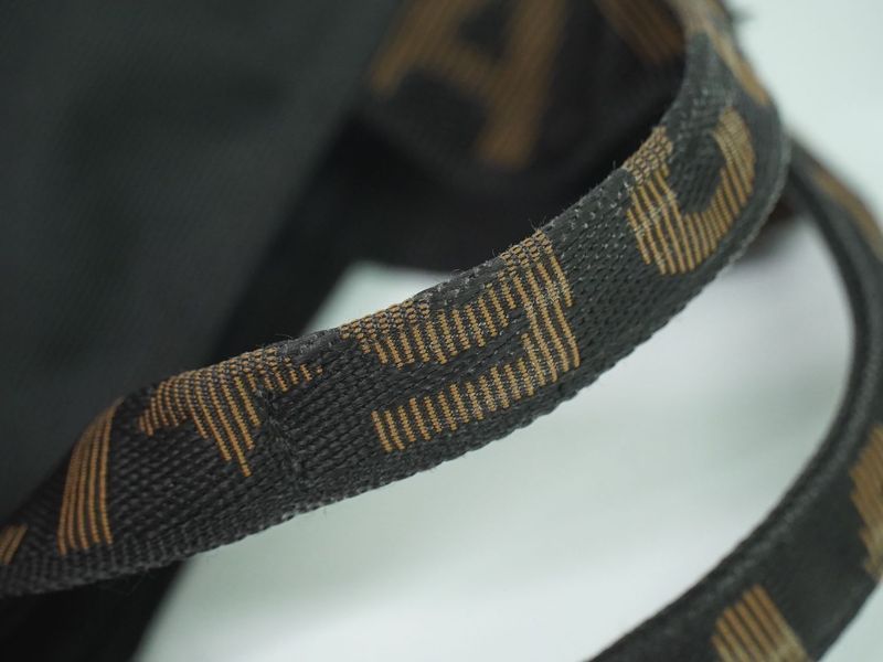 Authentic Fendi Logo Tote Handbag Canvas Black 26488 Bag Pre-owned [follow-up