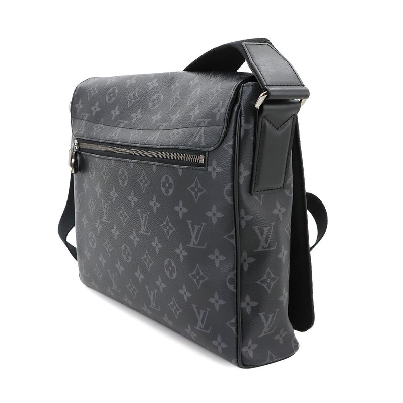 Louis Vuitton Monogram Eclipse District MM NM Shoulder Bag Black M44001 90295932