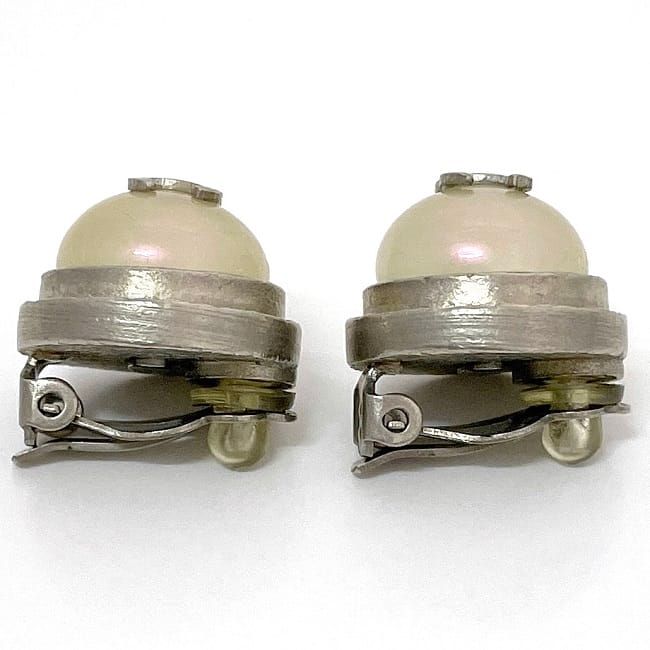 Chanel Earring Silver Pearl Style Coco Mark Excellent Condition Metal Used 98