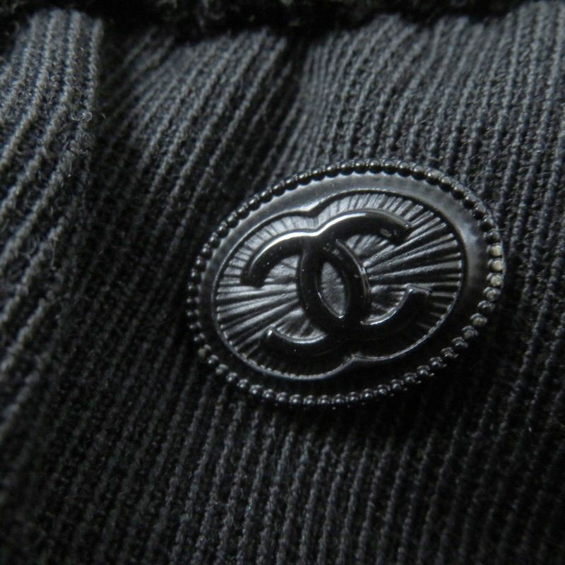 CHANEL P46707v34279 100% Wool Coco Mark Button Pleated Skirt Black 34 Made In