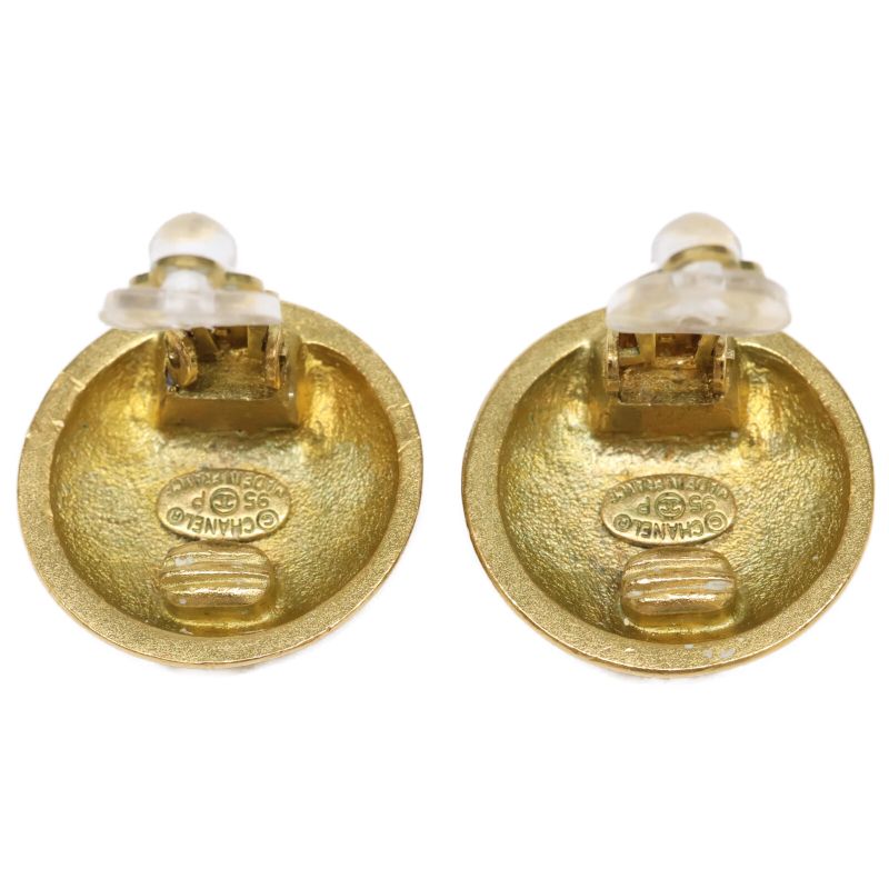 Chanel 95P Coco Mark