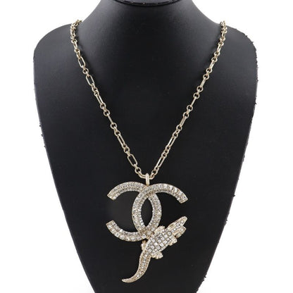 Chanel Coco Crocodile Motif Metal And Rhinestone Silver Ladies 126.3g Necklace