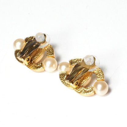 Chanel Earring 02A Coco Mark Faux Pearl Gold Color For Both Ears 20240131 Gp2575