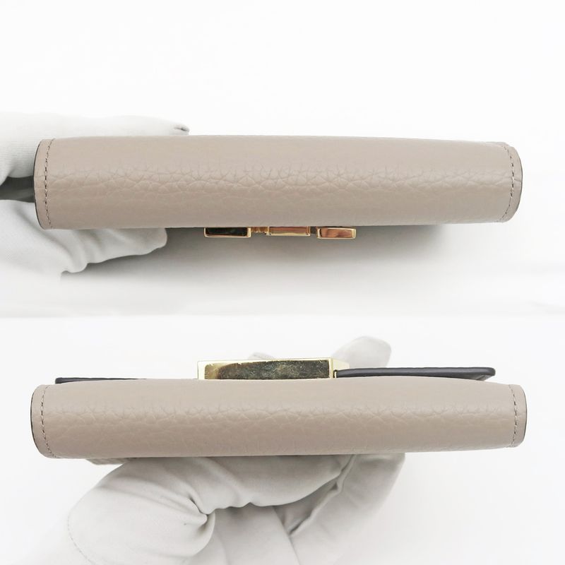 Louis Vuitton Trifold Wallet Portefeuille Capucines Compact Wallet