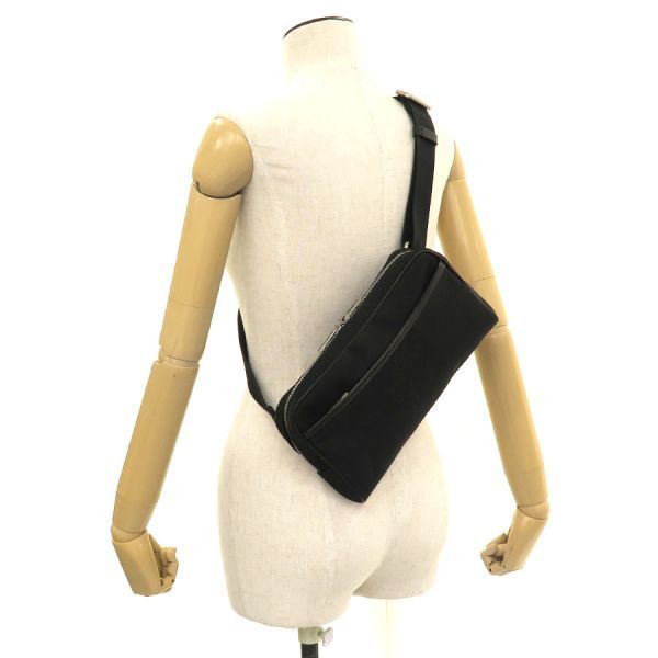 Louis Vuitton Damier Geant Acrobat M93620