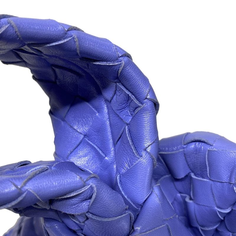 Bottega Veneta Handbag The Twist/maxi Intrecciato Blue Leather