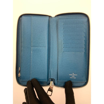 Louis Vuitton Zippy Wallet Taiga Vertical Round Long Wallet M32836 Blue