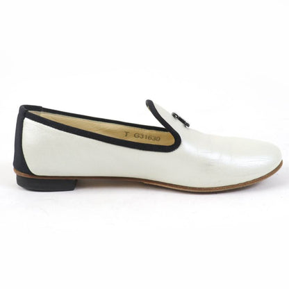 CHANEL 16P G31630 Coco Mark Flat Leather Shoes White Black 35 With Box