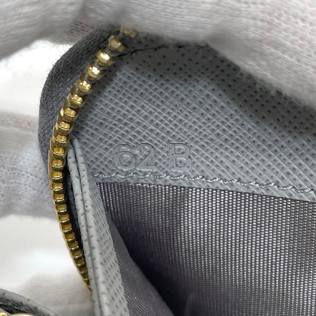 Prada Round Zipper Long Wallet Gray 1ml506 Excellent Condition Wallet