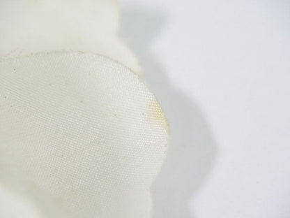 Authentic Chanel Camellia Corsage Brooch Nylon White Green Camellia Accessories