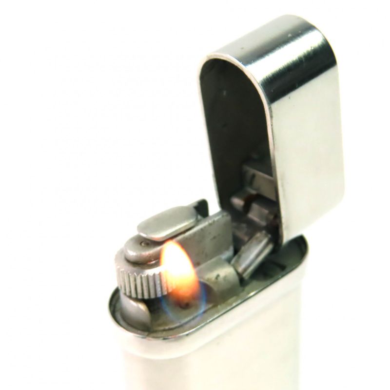 Cartier Godron Hairline Logo Engraved Oval Roller Type Gas Lighter