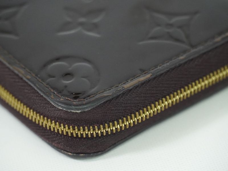 Authentic Louis Vuitton LV Zippy Coin Purse Vernis Leather Coin Case Amarante