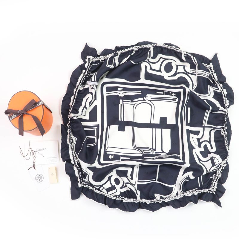 Hermes Coupes Tattoo Coupe Tattoo 100% Silk Full Design Scarf Navy With Box