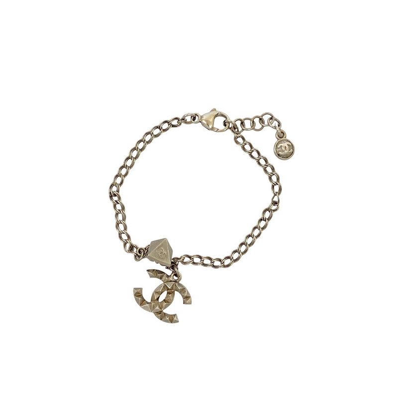 Chanel Coco Mark Motif Metal Chain Bracelet Bangle Accessory 12A