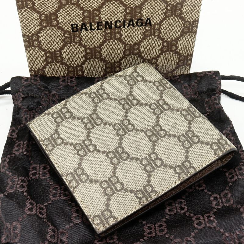 Gucci Bifold Wallet With Coin Purse The Hacker Project Compact Wallet In PVC