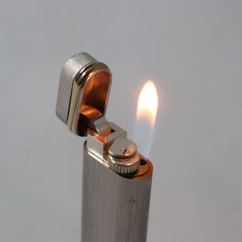 Cartier Trinity Oval Roller Type Smoking Toy Gas Lighter