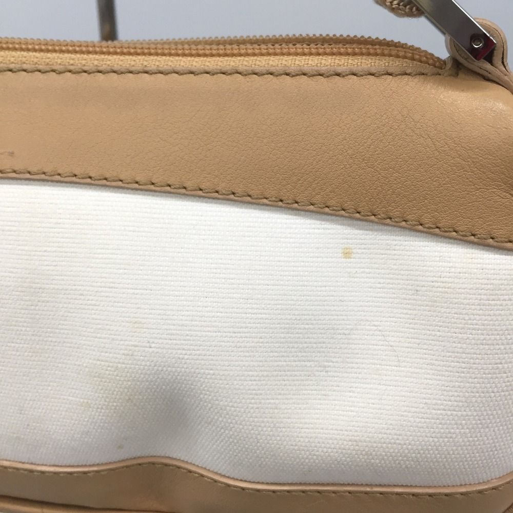 Gucci Pouch 002404/ 92820 Beige X White