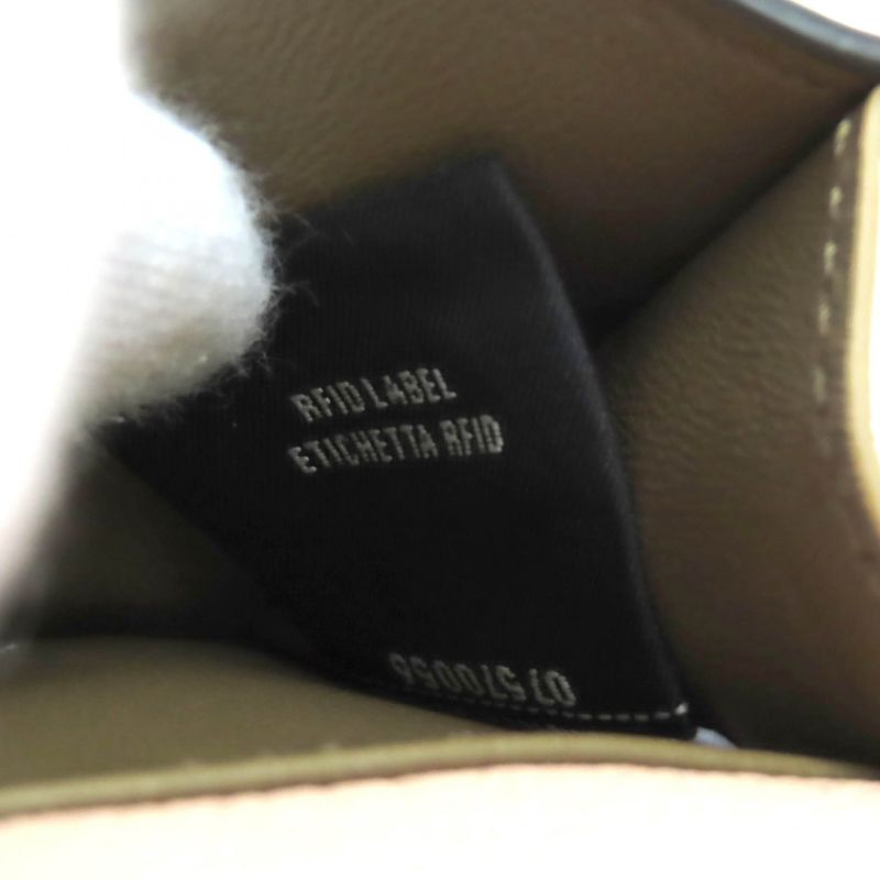 Fendi 8m0426 Selleria Pekaboo Leather Compact Wallet Trifold Wallet Pink