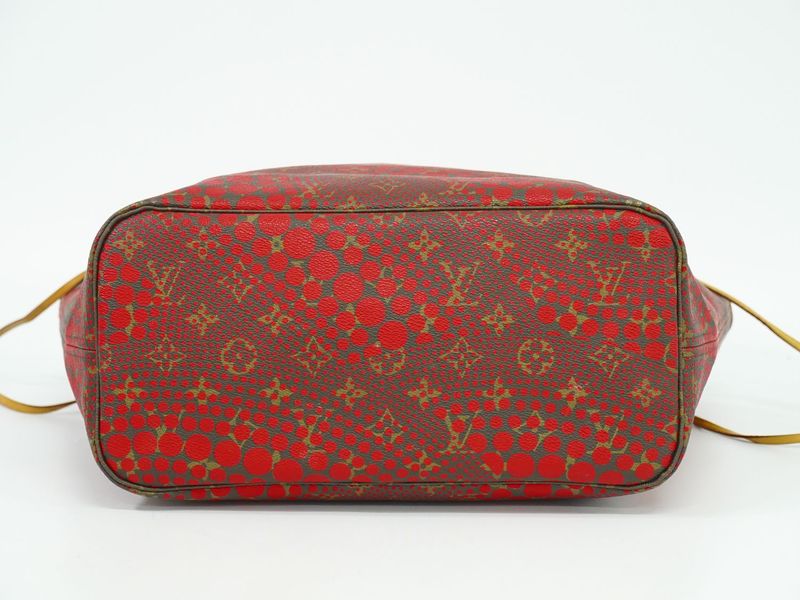 Authentic Louis Vuitton LV Neverfull MM Monogram Wave Yayoi Kusama Tote Bag