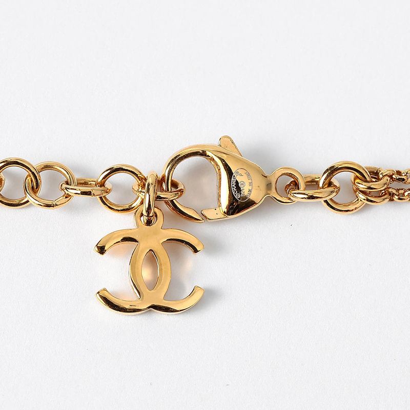 Chanel Necklace Choker Gold