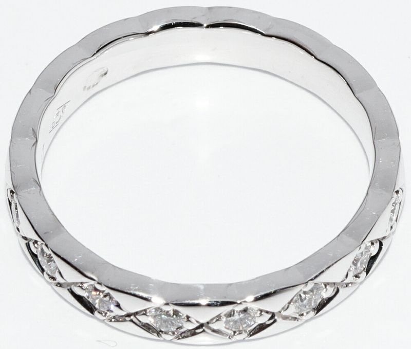 Chanel Ring 18K White Gold 18p(034ct) Diamonds Coco Crush Marriage Ring J11871