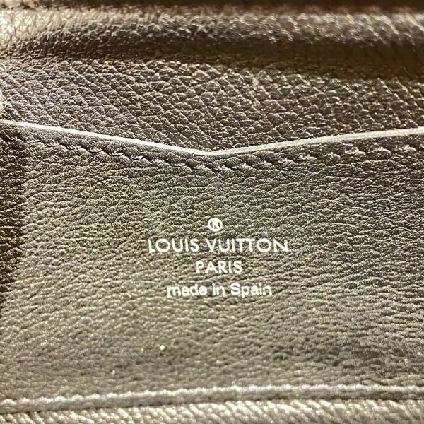 Louis Vuitton Zippy Lock Me M62622 Round Zipper Long Wallet Unisex