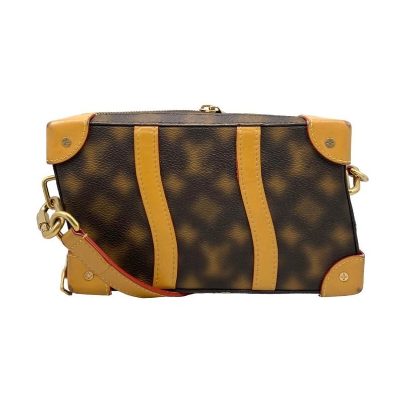 Louis Vuitton Shoulder Bag Soft Trunk M81580 Bruery Monogram Louis Vuitton