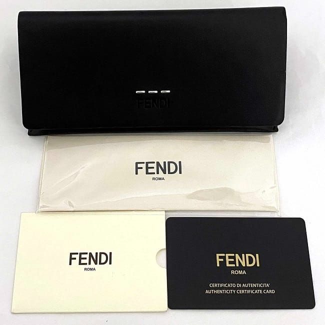 Fendi Mirrored Sunglasses With Mirrored Lenses In Gray Silver White