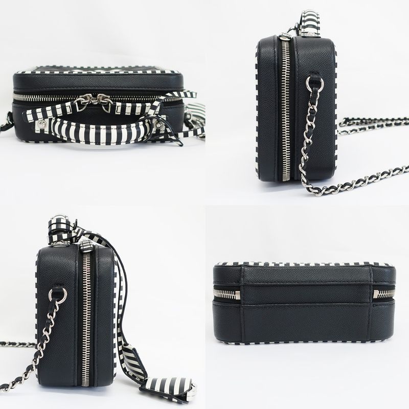 Chanel CC Filigree-chain Shoulder Bag White Black Svhardware Matelasse