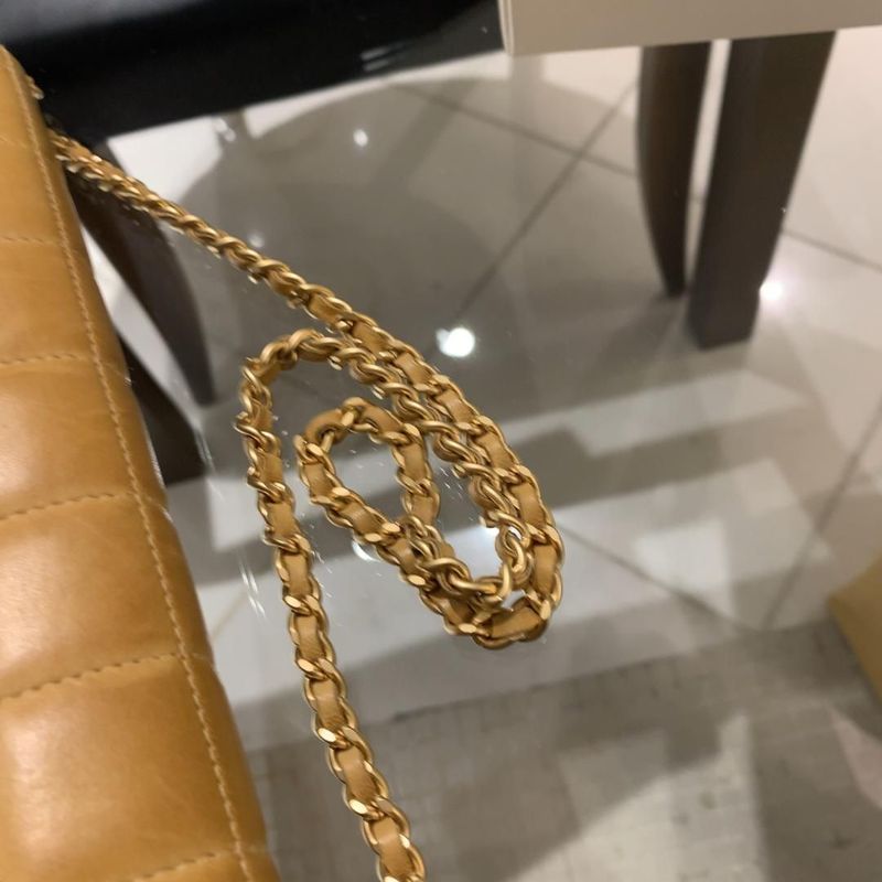 Chanel Matelasse Chocolate Bar Chain Shoulder Bag Beige