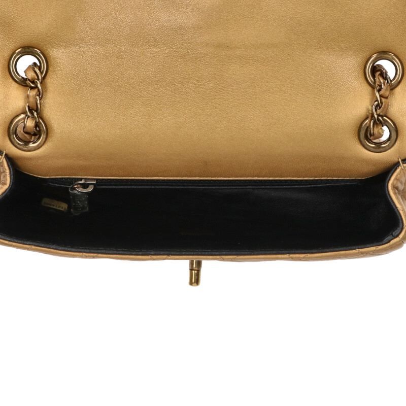 Chanel Matelasse 20 Lambskin Coin Chain Shoulder Bag Women 20