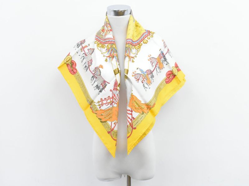 Authentic Hermes Scarf Carré 90 Caparacons DE LA France ET DE L'inde Horse