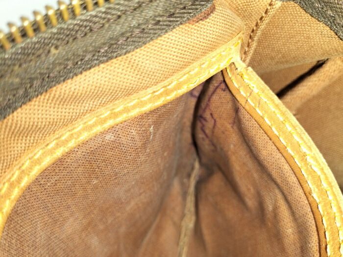 Louis Vuitton Speedy 25 Handbag Monogram M41528