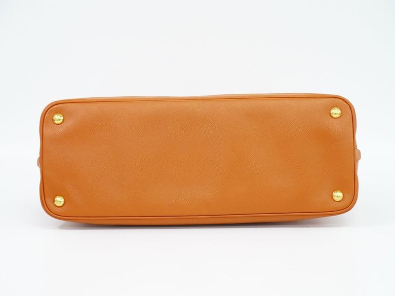 Authentic Prada Leather Handbag Orange Bag Pre-owned [follow-up Discount