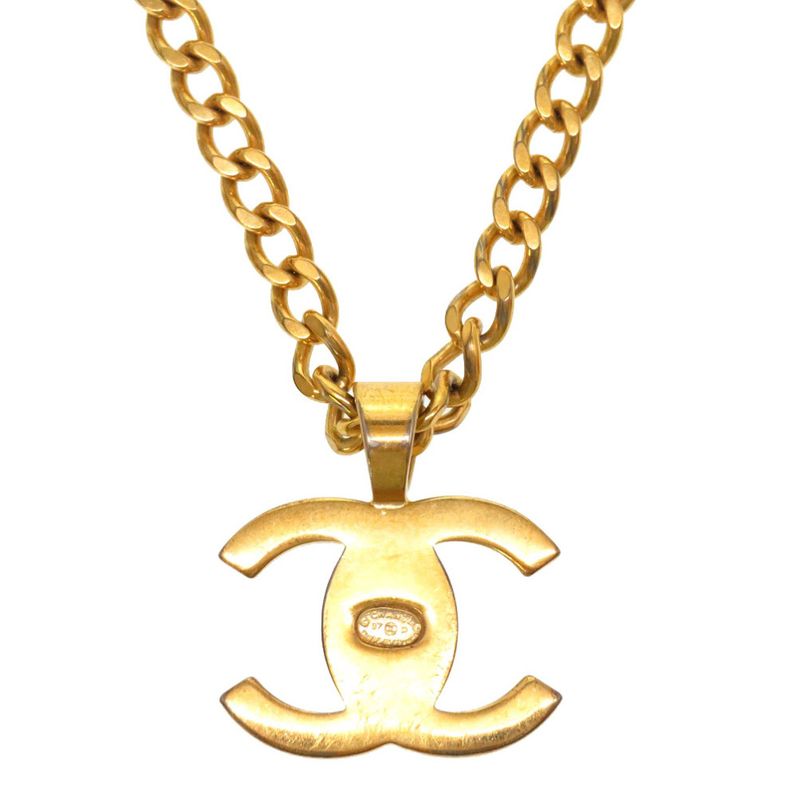 Chanel Turnlock Coco Mark 97P Vintage Gold Chain Necklace Accessories 0200