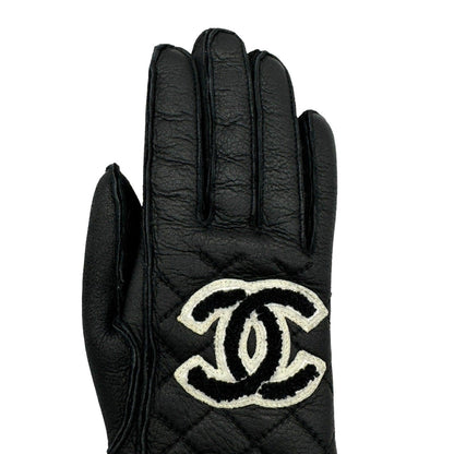 Authentic CHANEL CC Logo Leather Black Quilted Gloves - The Reluxe