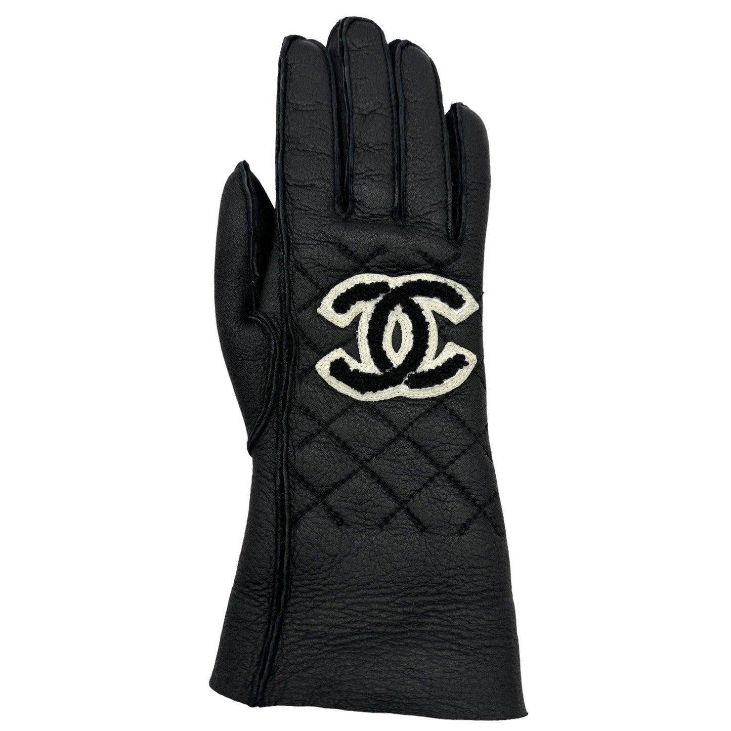 Authentic CHANEL CC Logo Leather Black Quilted Gloves - The Reluxe