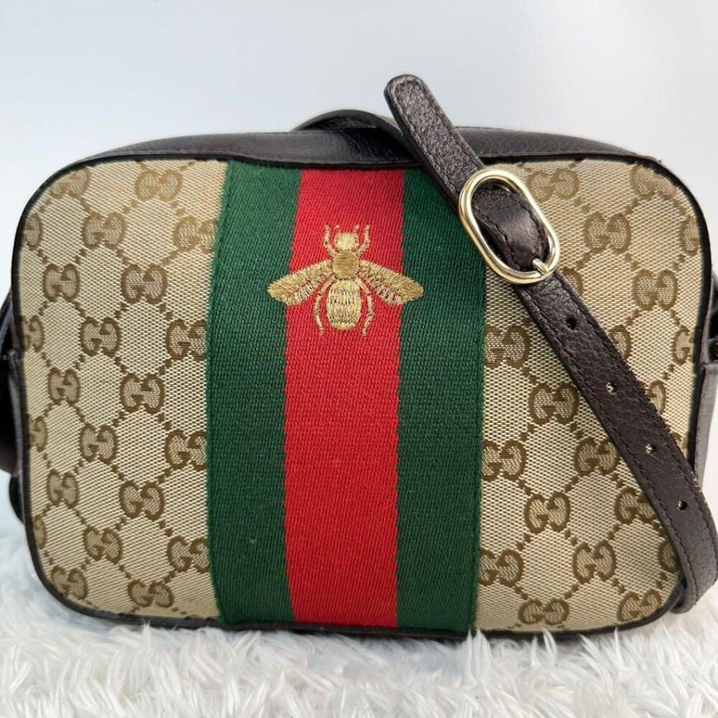 Authentic Gucci GG Sherry Bee Web Canvas Crossbody Bag Shoulder Bag Camera Bag - The Reluxe